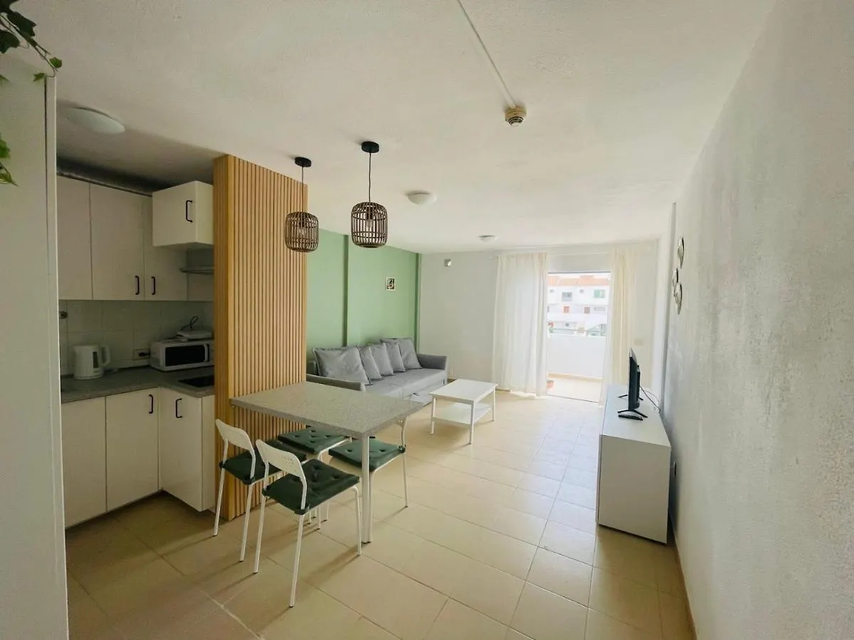 Alondras Park Mialsoma Apartment Arona  Spanien